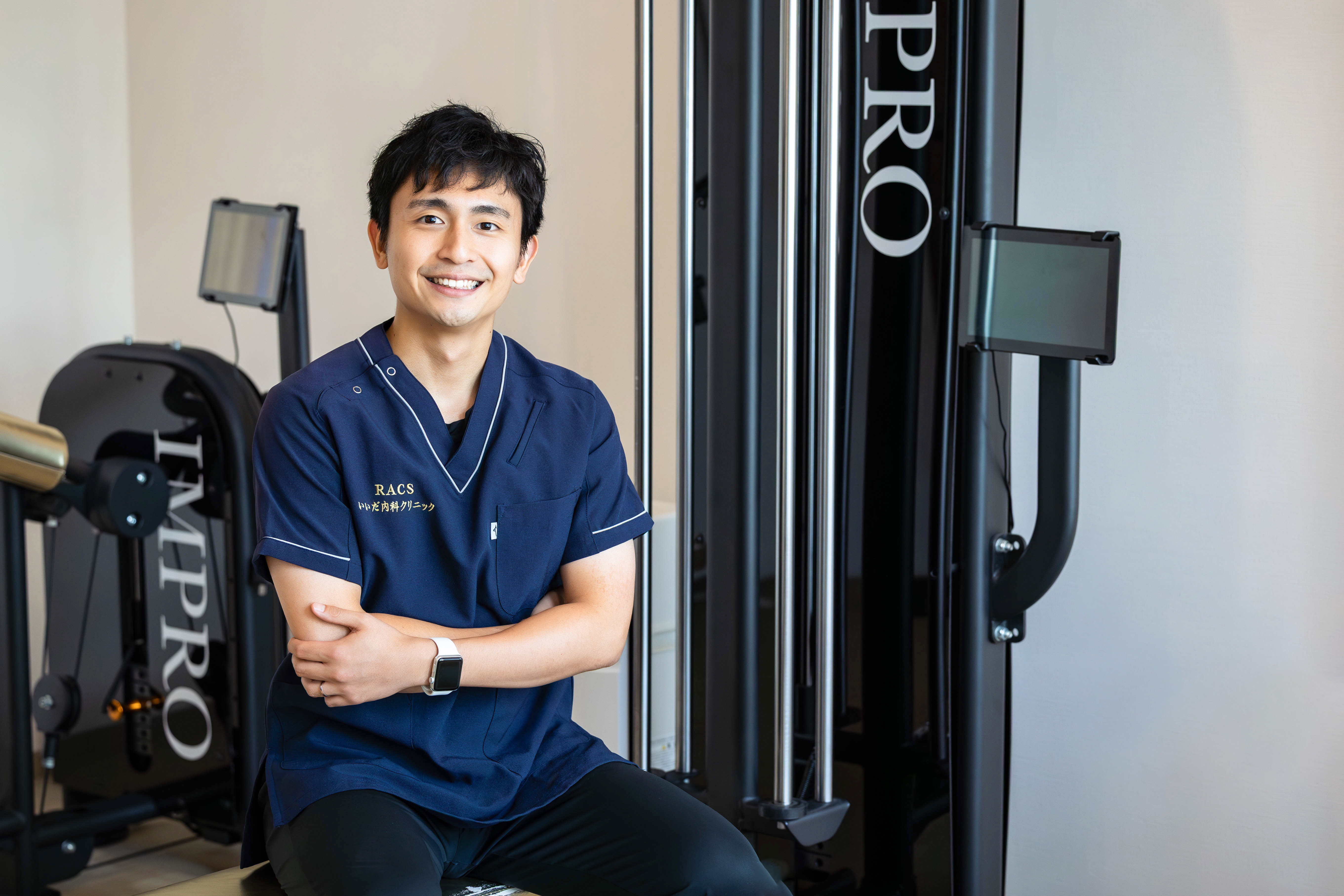 トレーナー 小松由弥